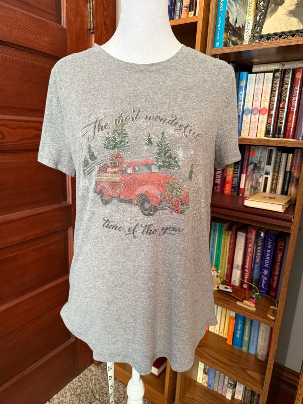 Maurices Christmas Graphic Tee Most Wonderful Shirt Red Truck
Gray Size Medium